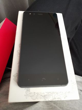 BQ AQUARIS X5, para reparar o piezas.