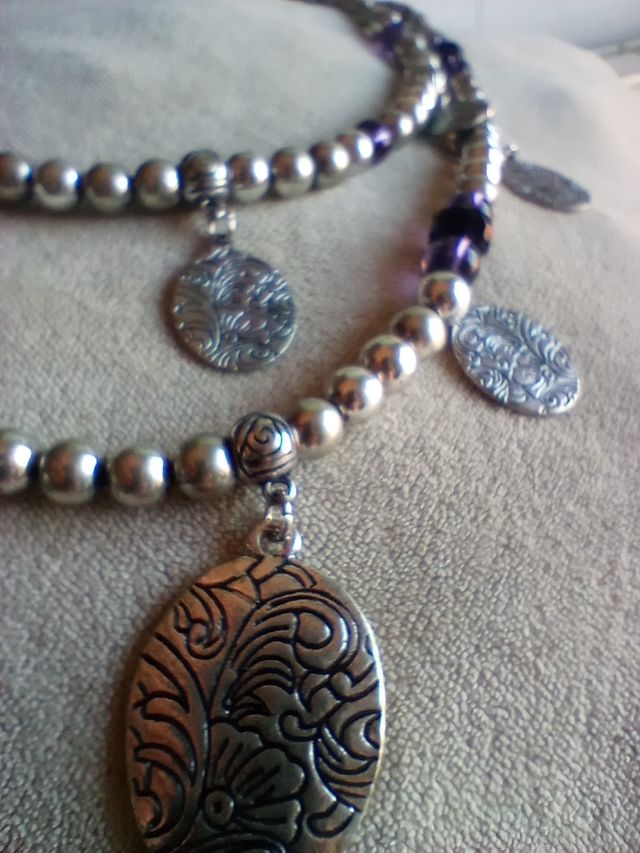 Collar étnico precioso