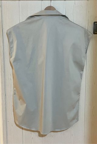 Sobrecamisa Massimo Dutti talla S (da para M)