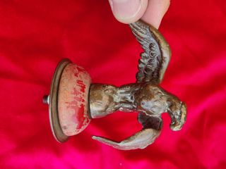 Antigua punta de bandera aguila alemana