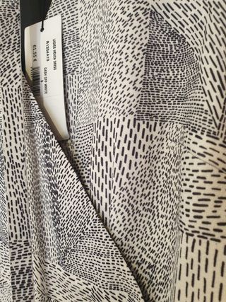 Vestido corto con cinturón