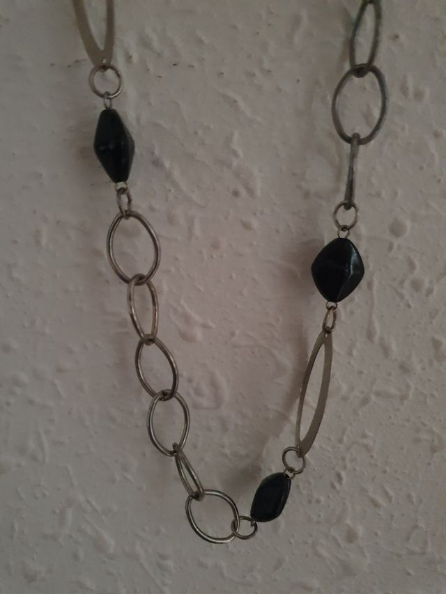 Collar. Muy bonito  sin estrenar !!