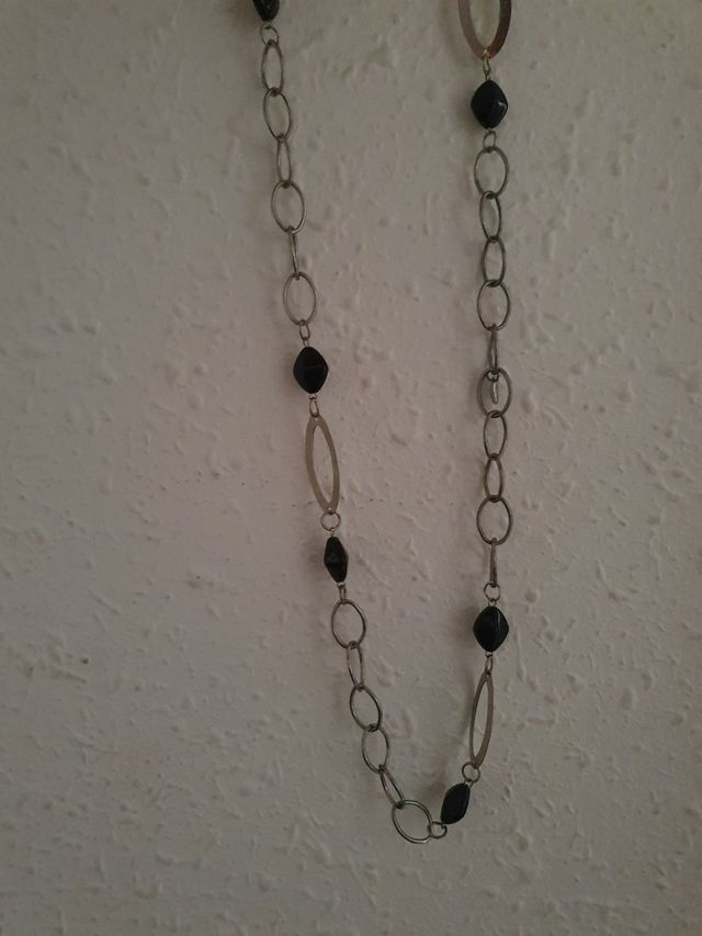 Collar. Muy bonito  sin estrenar !!