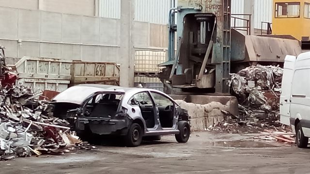 DESGUACES JN SE COMPRAN TODO TIPO DE COCHES