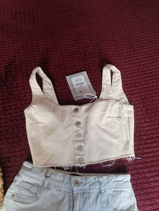 Top botones crema Nuevo