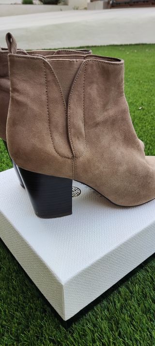Botines mujer camel