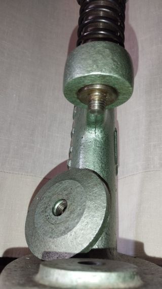 Máquina Remachadora