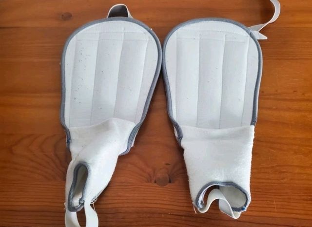 Espinilleras fútbol adidas