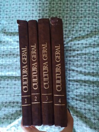 4 Livros de cultura geral