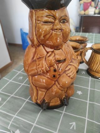 set jarra y tazas A.C.Pereira