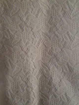 Vestido ajustado encaje blanco