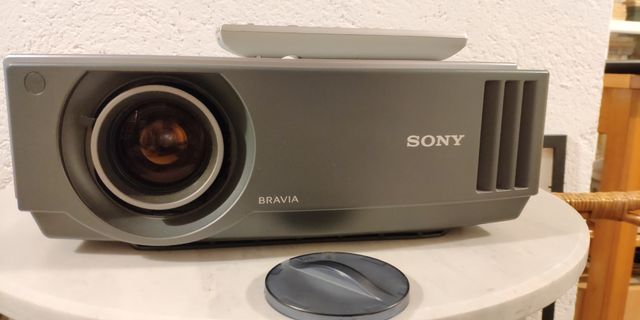 Proyector Sony HD VPL AW15