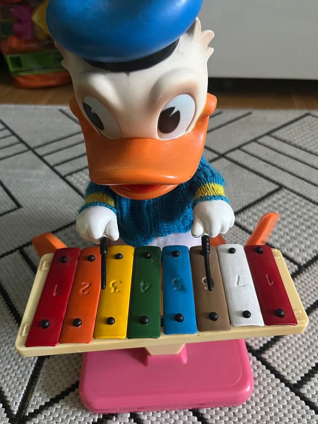 Muñeco Donald a cuerda antiguo Disney