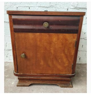 Mesas de noche art-decó