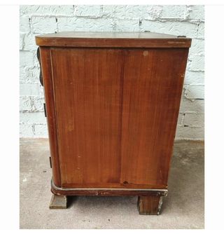 Mesas de noche art-decó