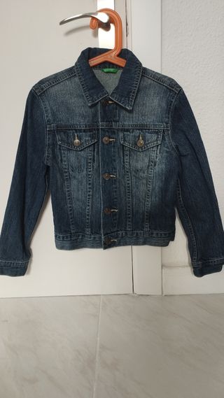 cazadora vaquera Benetton niño 6 años 