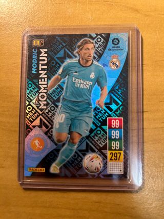 Cromo Modric Momentum Adrenalyn 2021-22 XL Panini