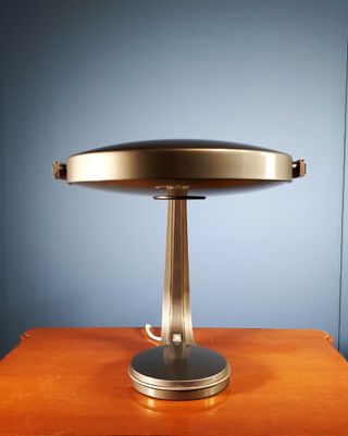 lámpara-de-escritorio-LUPELA-modelo-COBRA