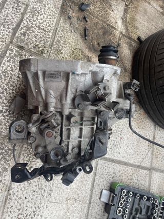 kia picanto. despiece alternador arranque bomba