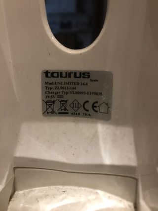 Escoba aspirador Taurus