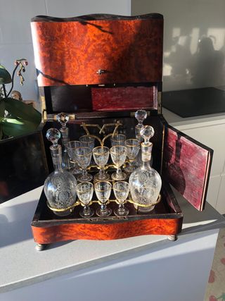 SCATOLA ORIGINALE PER LIQUORI CON VETRO