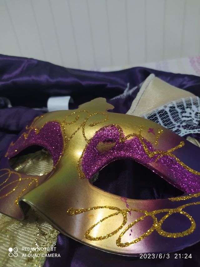 princesa 10/11 años morado y dorado