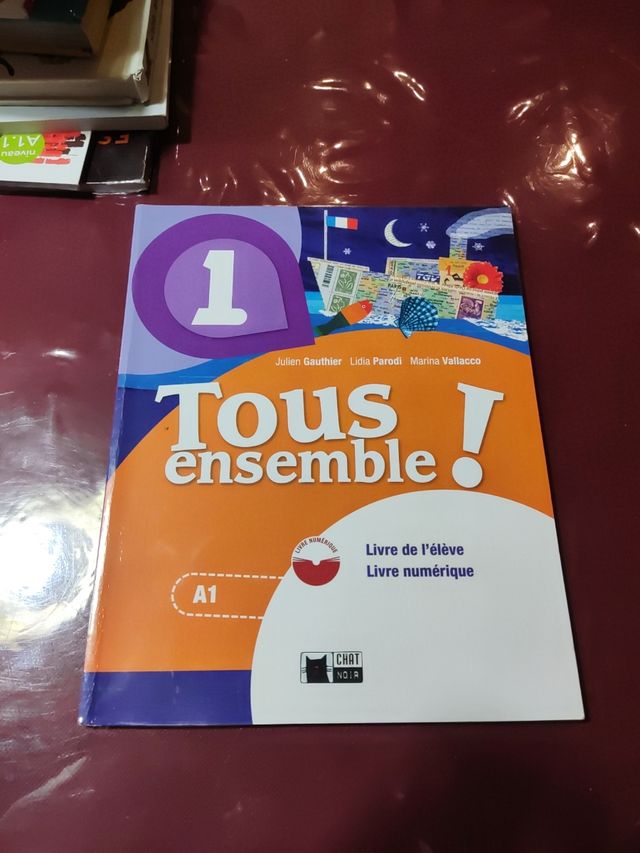 Libro Tous Ensemble, 1