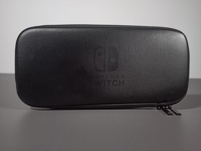 Cover ufficiale per Nintendo Switch