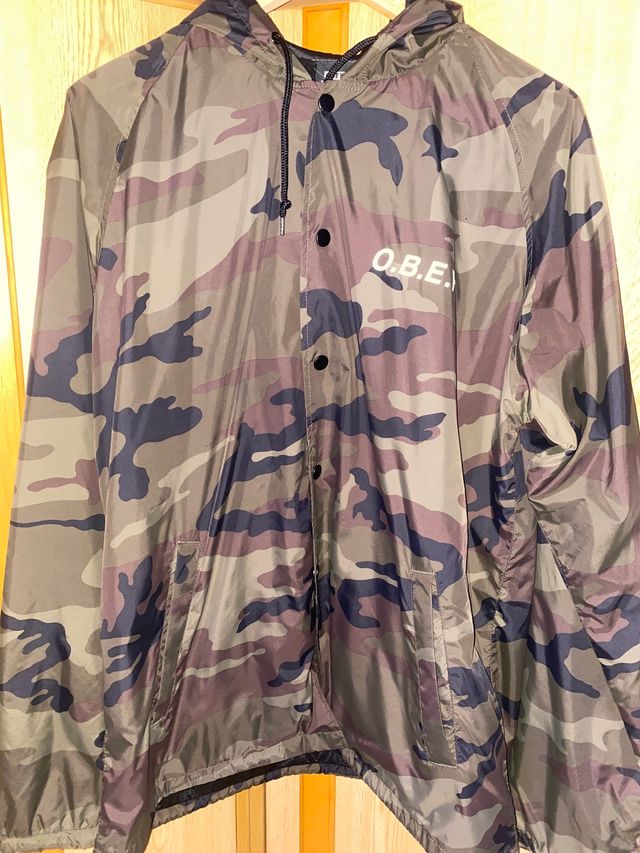 Chaqueta obey