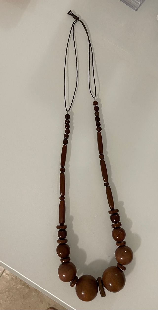 Accesorios mujer (collar, pulsera, pendientes)