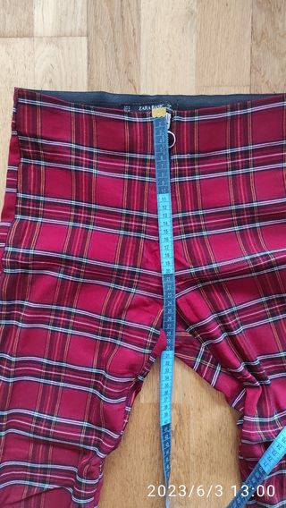 Pantalon cuadro escocés rojo de Zara ( Talla M )