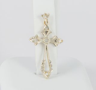 Colgante antiguo en oro amarillo 18k y diamantes