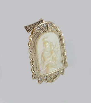 Colgante antiguo en oro amarillo 18k y nácar