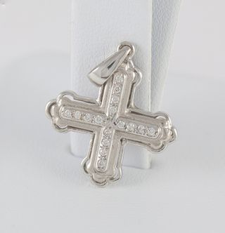 Colgante en oro blanco 18k con brillantes