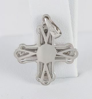 Colgante en oro blanco 18k con brillantes