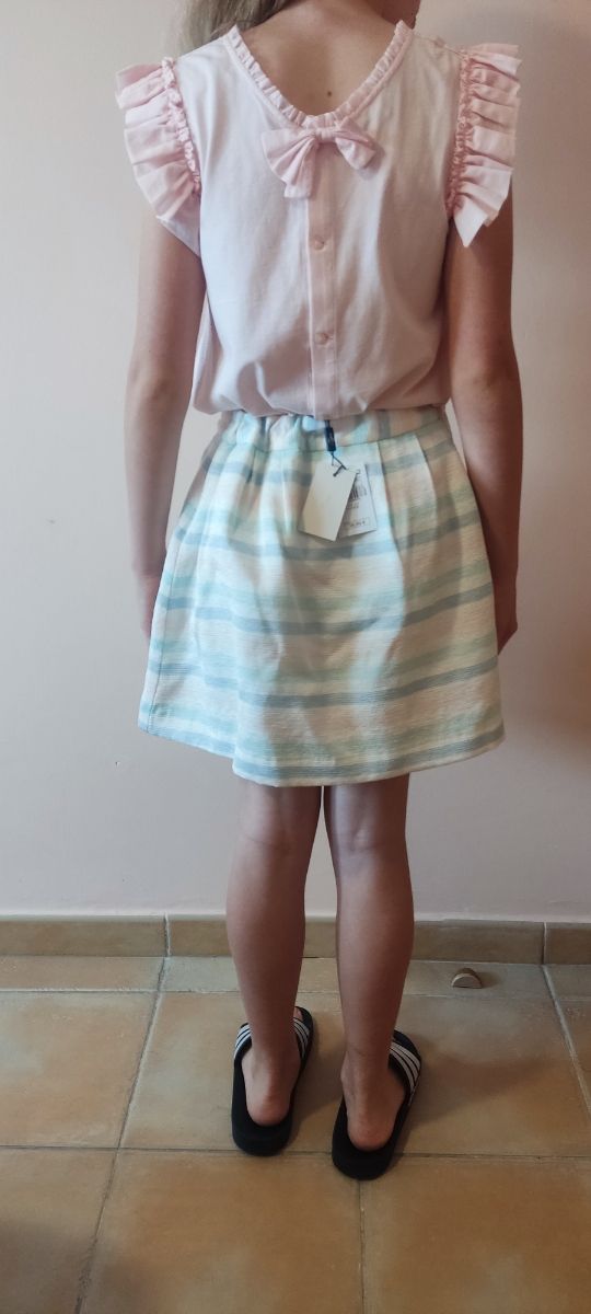 Conjunto falda y blusa NUEVO,marca Tizzas corteing