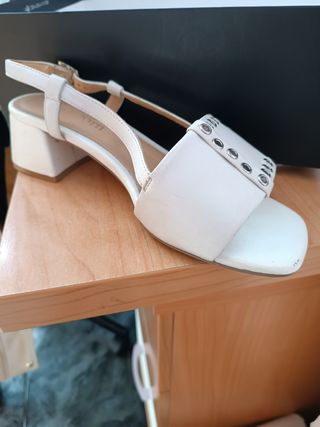 Sandalias Blancas