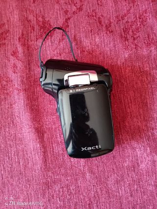 video cámara compacta sanyo