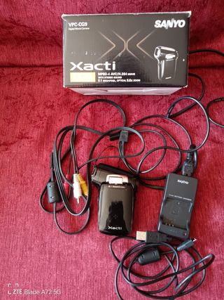 video cámara compacta sanyo
