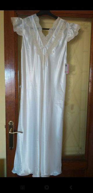 Camisón largo blanco