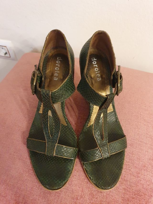 sandalia cuña piel Dorotea