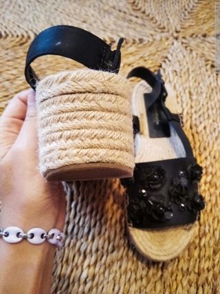 sandalias de Stradivarius