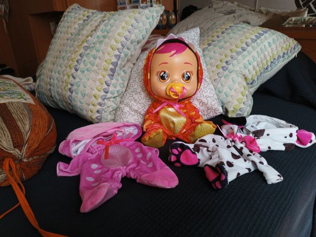 Bebé lloron e accessori