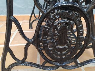 Pie de máquina de coser