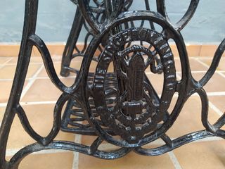 Pie de máquina de coser