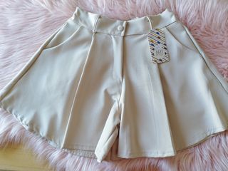 falda pantalón corto nuevo con etiqueta