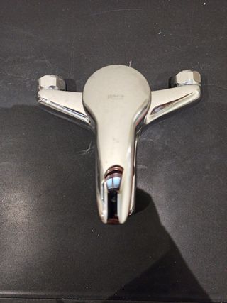 Grifo ducha Roca.