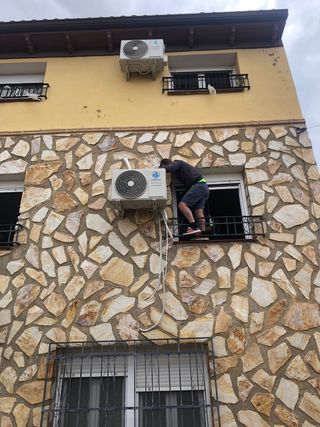 INSTALACIONES PROFESIONALES DE AIRE ACONDICIONADO