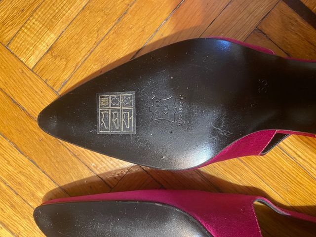 Zapatos salon de raso rosa fucsia