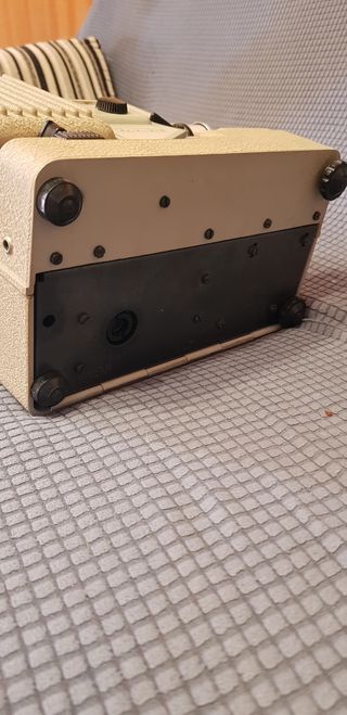 Proyector de cine súper 8. EUMIG WIEN TYPE P8